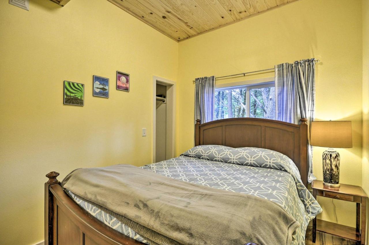 Oceanfront Retreat With Private Long Beach Access! 외부 사진