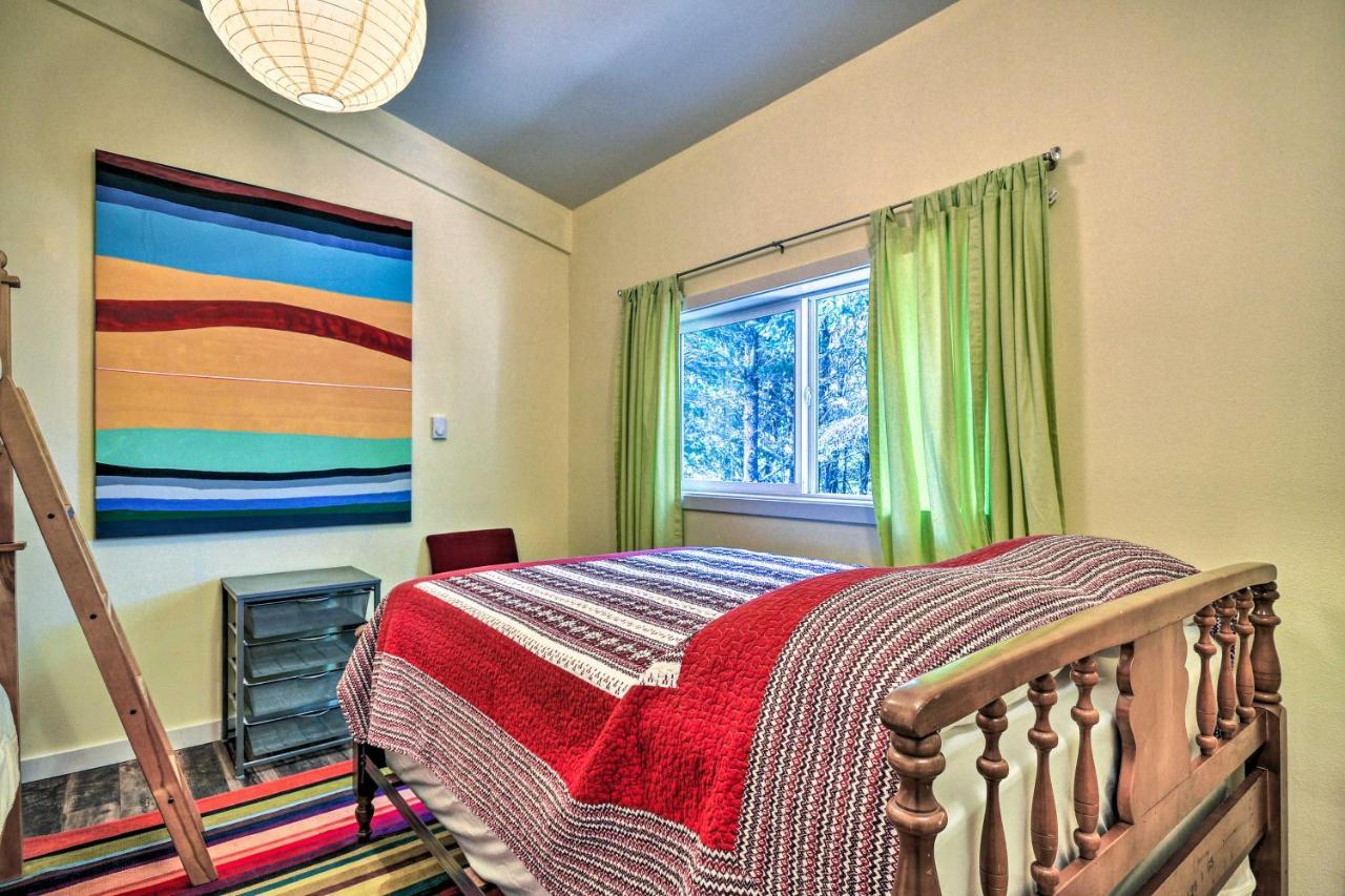 Oceanfront Retreat With Private Long Beach Access! 외부 사진