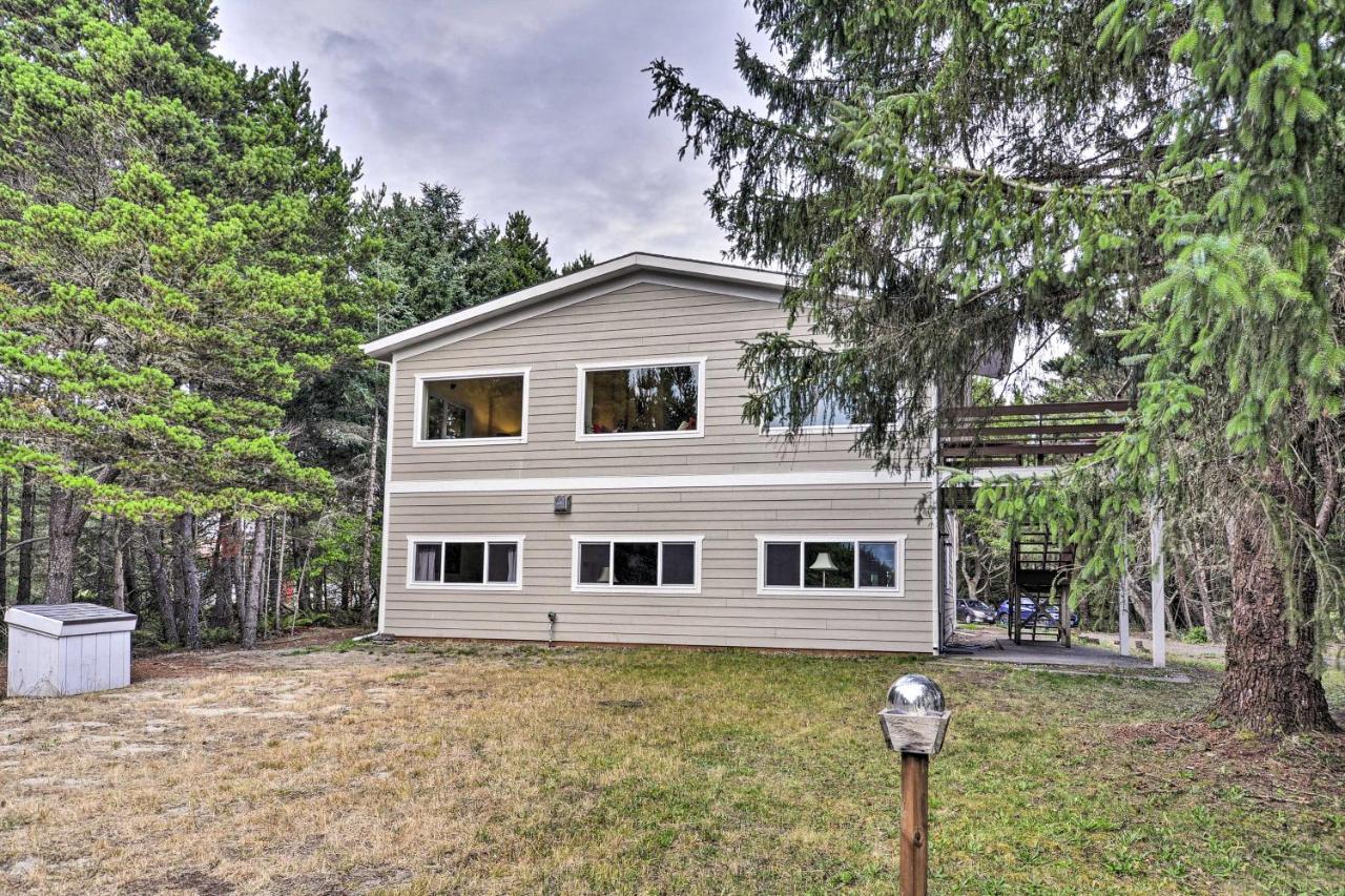 Oceanfront Retreat With Private Long Beach Access! 외부 사진