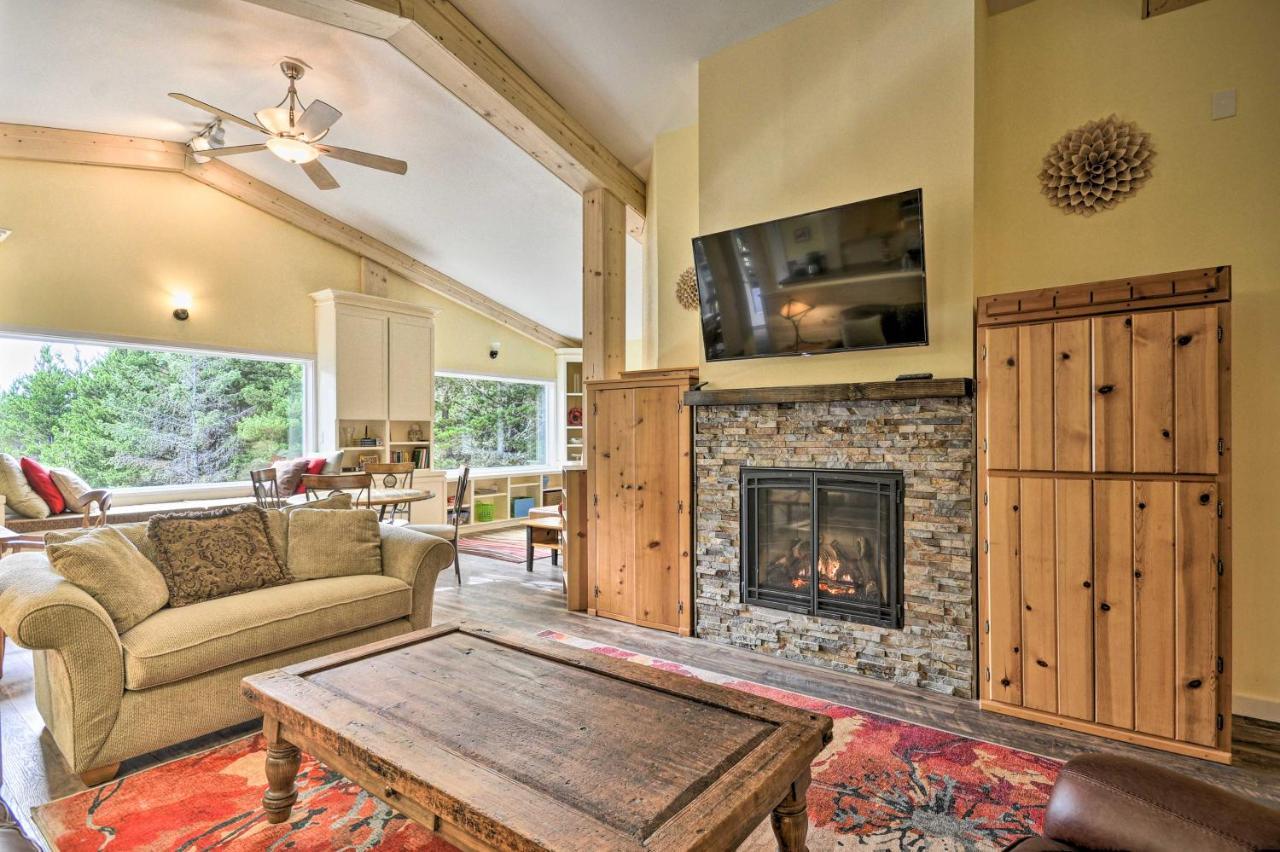 Oceanfront Retreat With Private Long Beach Access! 외부 사진