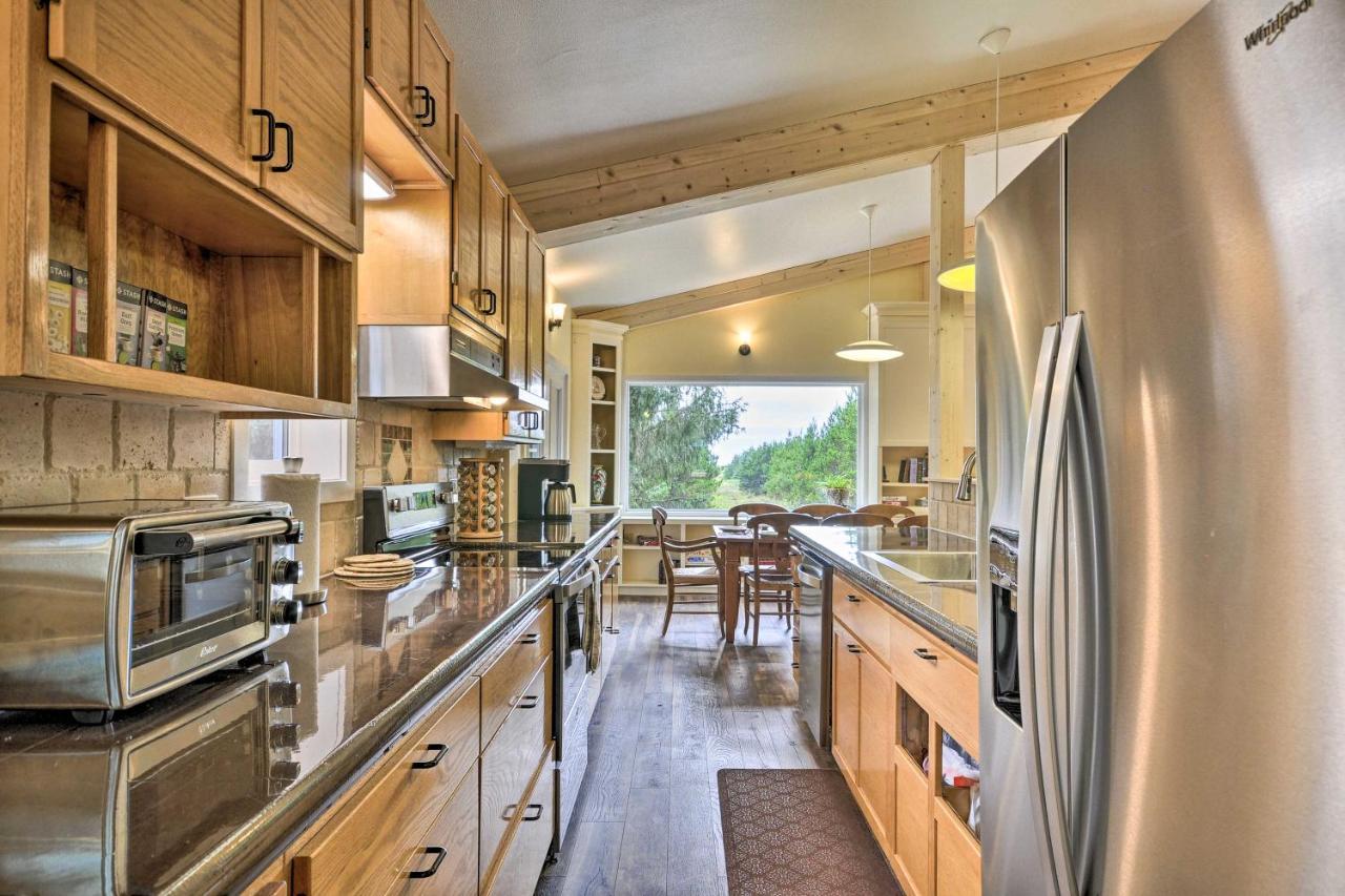 Oceanfront Retreat With Private Long Beach Access! 외부 사진