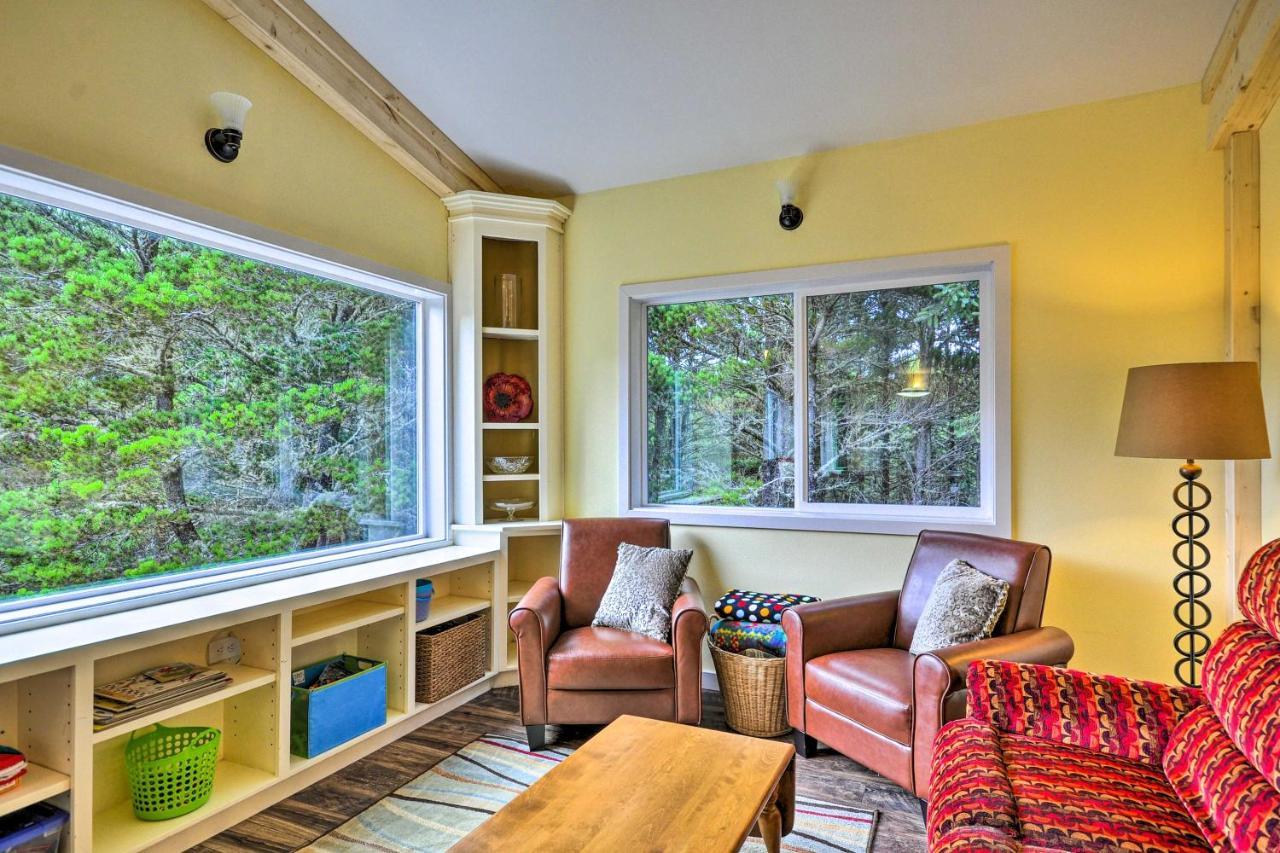 Oceanfront Retreat With Private Long Beach Access! 외부 사진